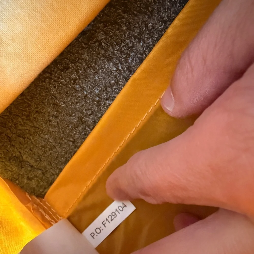 GUC Fjällräven Kånken Backpack in Mustard Yellow - Picture 15 of 16